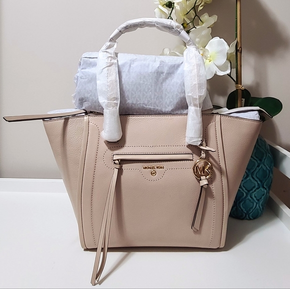 MICHAEL KORS Carine Medium Pebbled Leather Tote Bag - Picture 5 of 5